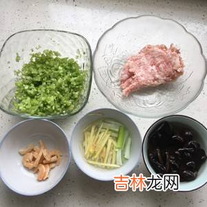 芹菜馅饺子怎么调馅