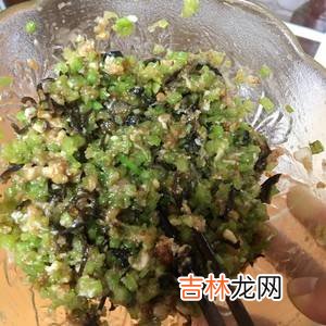 芹菜馅饺子怎么调馅