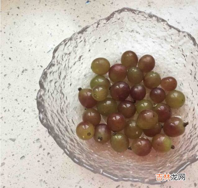 葡萄果冻制作过程白凉粉