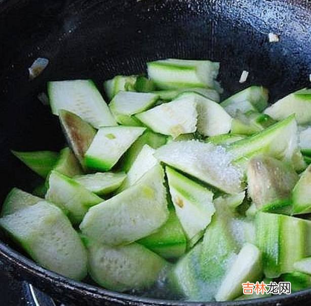 蛇瓜怎么做好吃家常做法