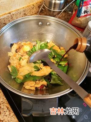 鸡蛋可以和什么菜一起炒