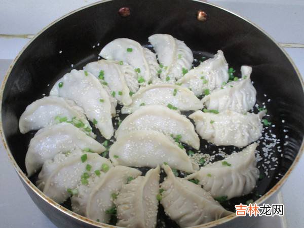 锅贴生煎怎么做
