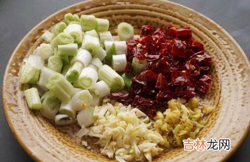 炒鸡丁怎么做好吃又简单