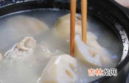 莲藕排骨汤做法