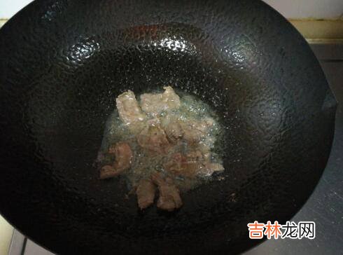 牛肉炒木耳怎么做