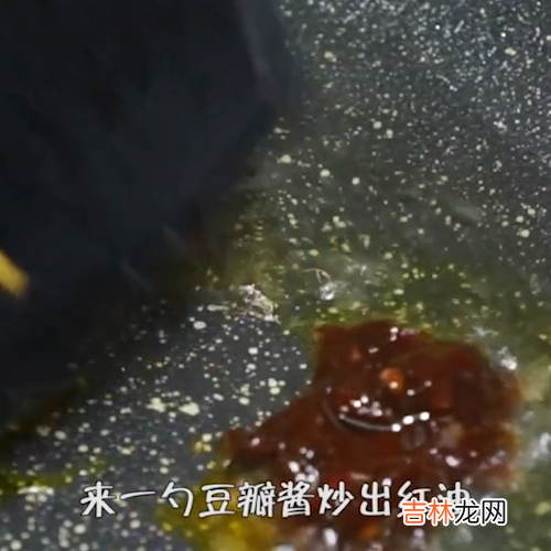 肉片在沸水中煮几分钟