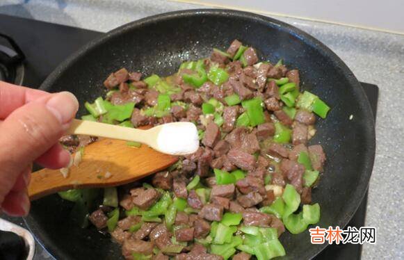 牛肉粒怎么炒