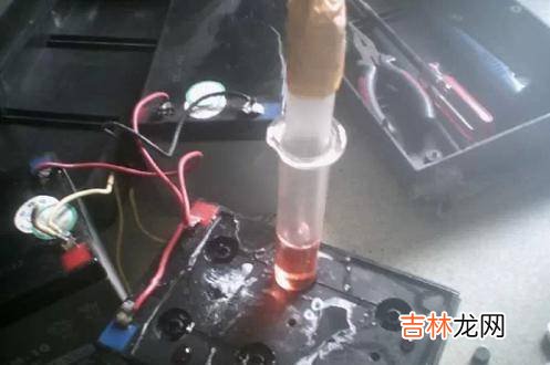 电瓶加水的正确步骤