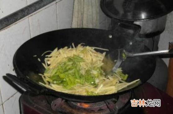 土豆丝芹菜怎么炒