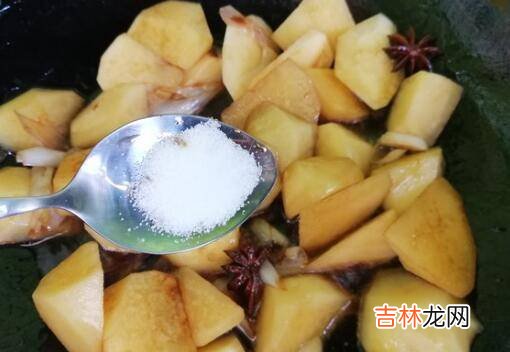 怎么炒土豆块好吃