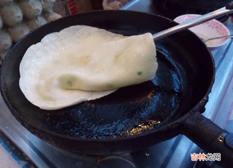 鸡蛋饼怎么炒好吃