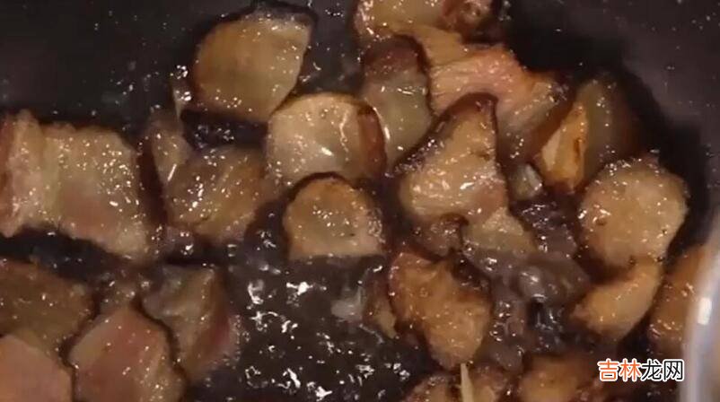 腊肉炒前先煮多久