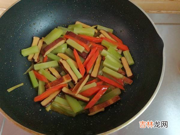 炒莴笋怎么做