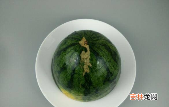 西瓜怎么切好看又方便