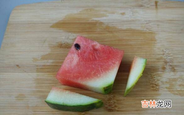 西瓜怎么切好看又方便