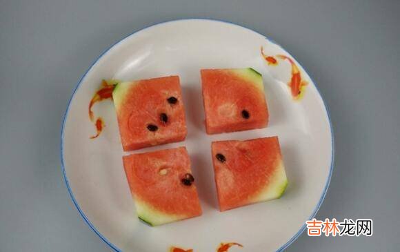 西瓜怎么切好看又方便