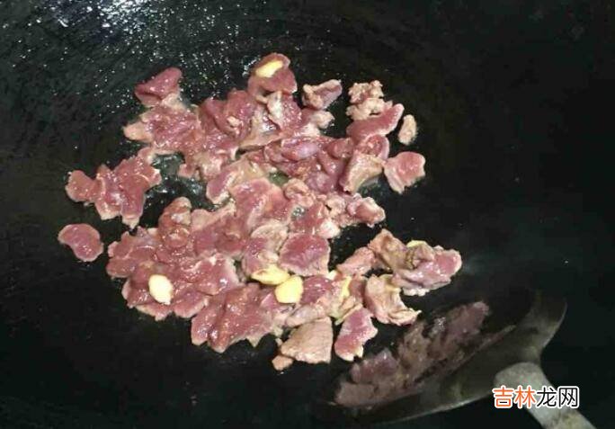 怎么炒鸭肉好吃