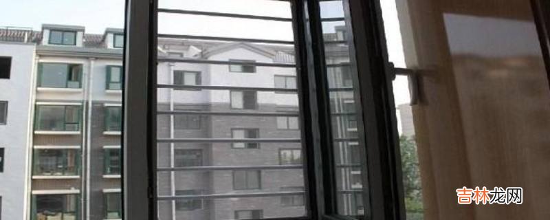 厨房纱窗上的重油污怎么清除