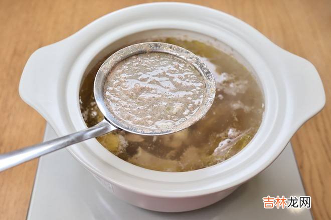 老鸭汤是怎么熬的白脓