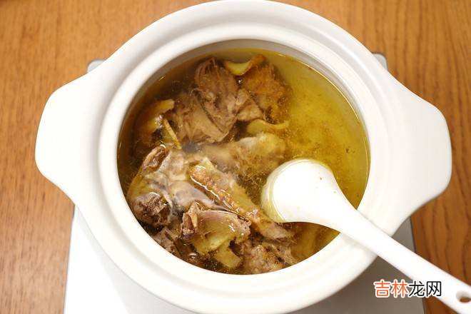 老鸭汤是怎么熬的白脓