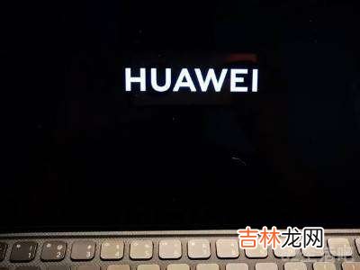 电脑开机显示器黑屏怎么回事?