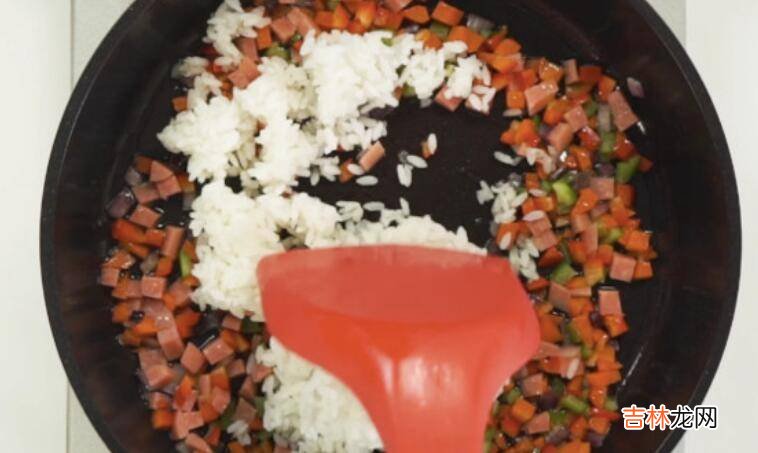 新手怎么炒饭