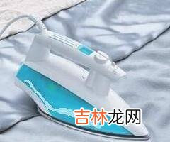 蒸汽熨斗怎么熨衣服