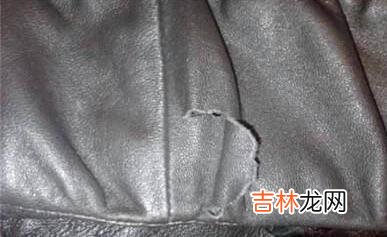 皮衣破了个三角口怎么修复