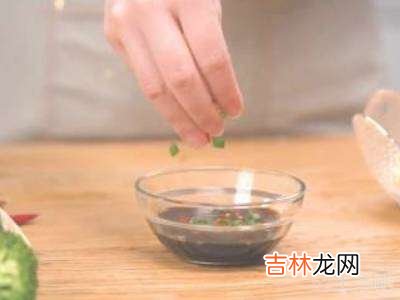 拌鸡蛋怎么做的?