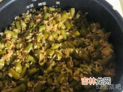 豆角饭用电饭锅怎么做?