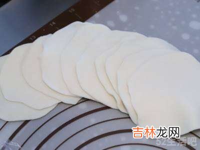 烫面饺子怎么和面?