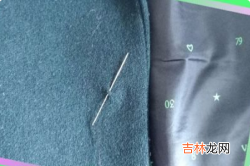 纽扣怎么缝在衣服上