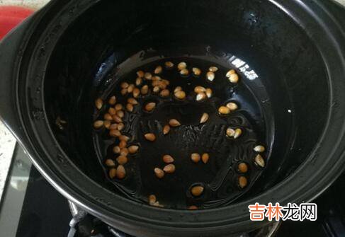 微波炉爆米花可以用锅吗