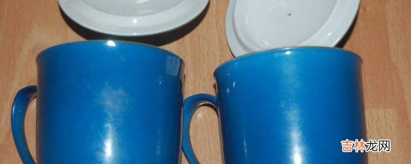 杯子倒立水不漏的原因是什么