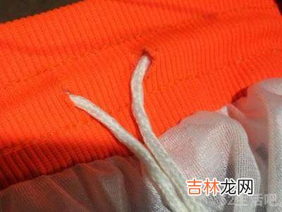 裤带缩进去了怎么办?