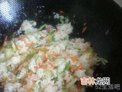 花饭怎么炒好吃?