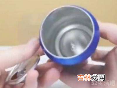 如何完整的取下易拉罐盖?