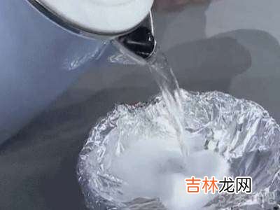 锡箔纸洗银器方法?