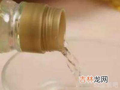 白色帆布鞋脏了怎么洗才会白?