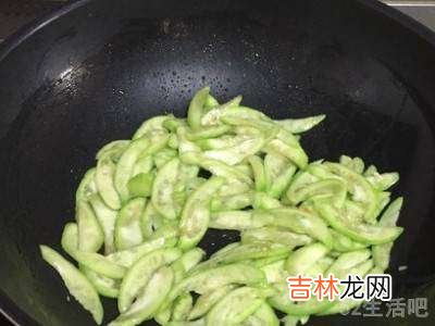 丝瓜豆腐汤怎么做?