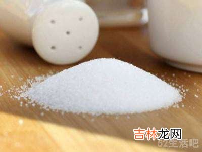 白色衣物染色了怎么洗白?