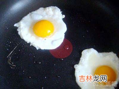 鸡蛋怎样煎又大又蓬松?