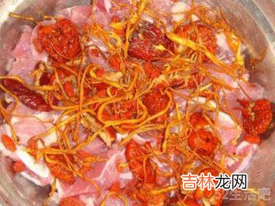 炖肉汤怎么吃?