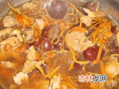 炖肉汤怎么吃?