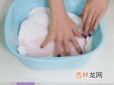 白色真丝染色怎么洗掉?