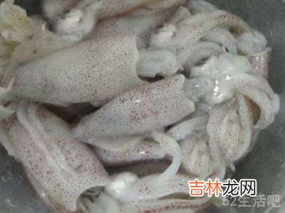 小鱿鱼怎么处理?