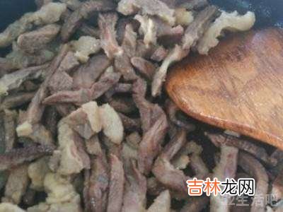 干吃牛肉怎么做好吃?