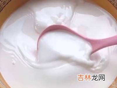 肠粉怎么吃?