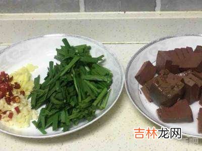 鸭血怎么吃?