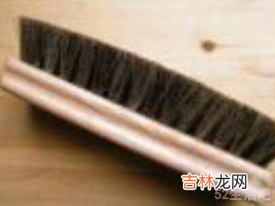翻毛皮油渍怎么去除?